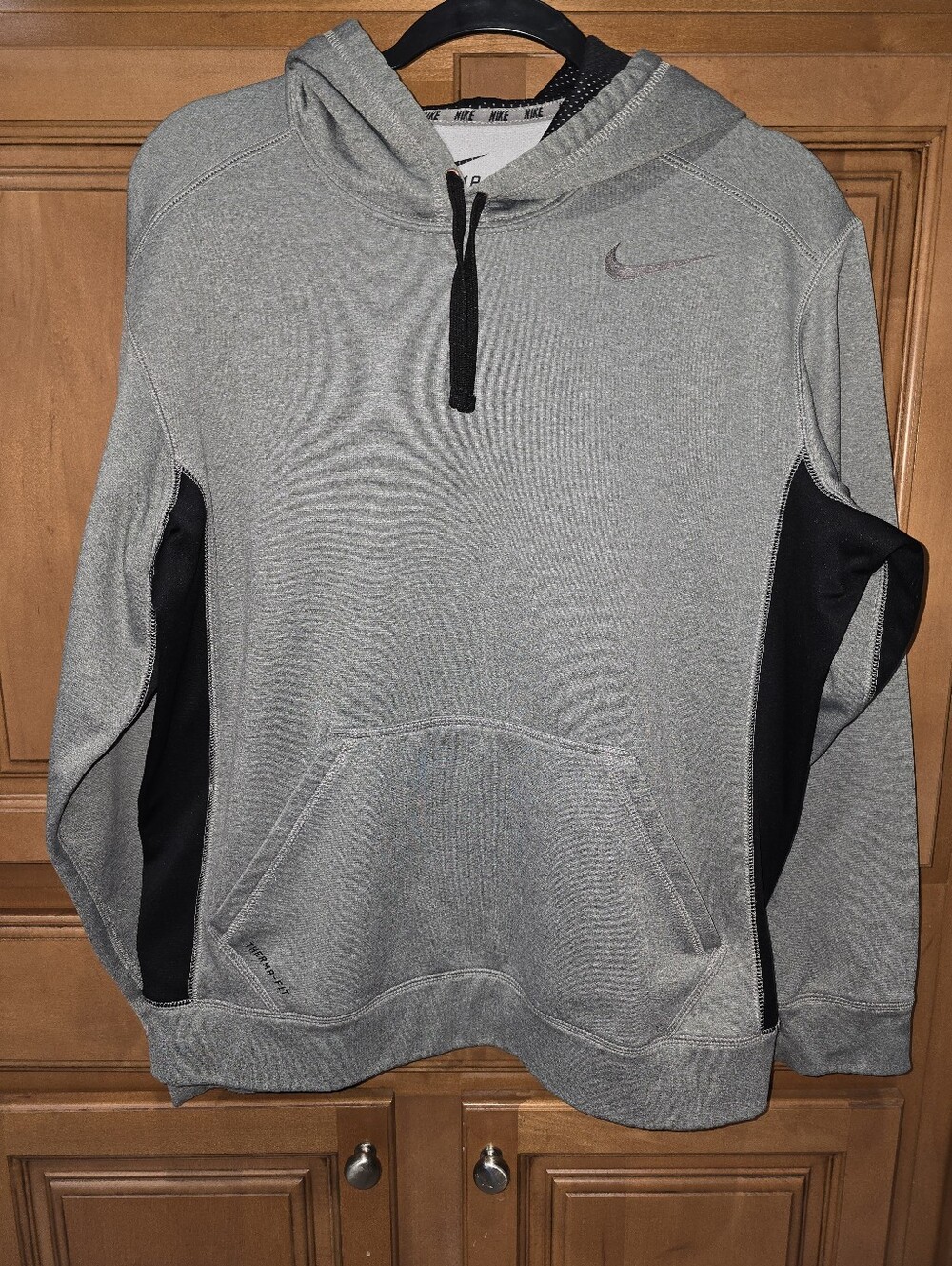 Nike Men’s Gray Hoodie with Black Side Panels